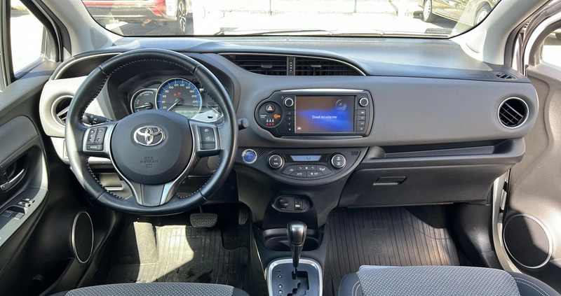 Toyota Yaris cena 58900 przebieg: 34860, rok produkcji 2016 z Zawadzkie małe 326